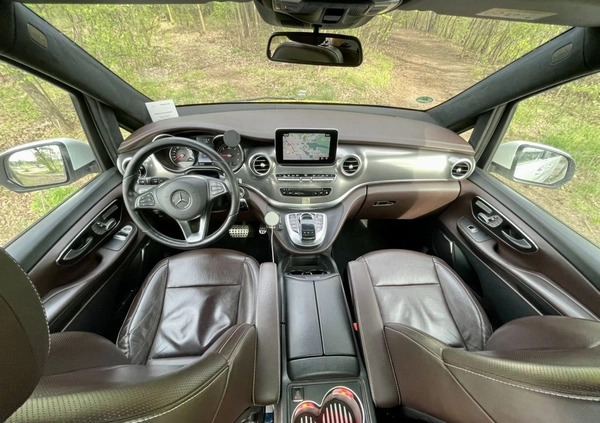 Mercedes-Benz Klasa V cena 209100 przebieg: 250000, rok produkcji 2017 z Ryki małe 121